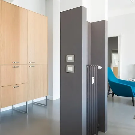 Apartment Plum Guide - The Blue Rider Milan