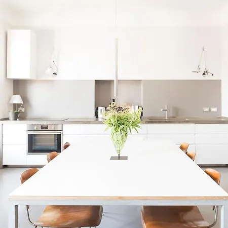 Apartment Plum Guide - The Blue Rider
