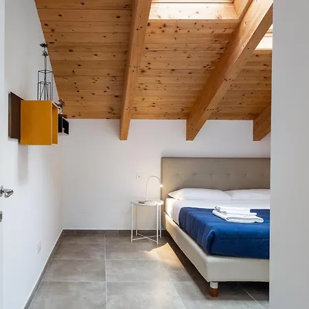 Aurum Pianell 10 Aparthotel Milano