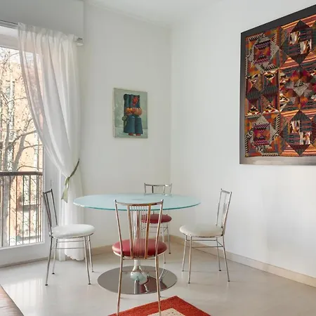 Διαμέρισμα Hostmate - - Via Cenisio *