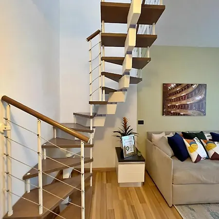 Rentopolis - Palazzo Candiani Διαμέρισμα