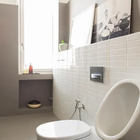 Apartment Plum Guide - The Blue Rider Milan