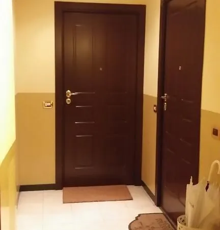 Active Rent Lazzaro Papi Lägenhet *