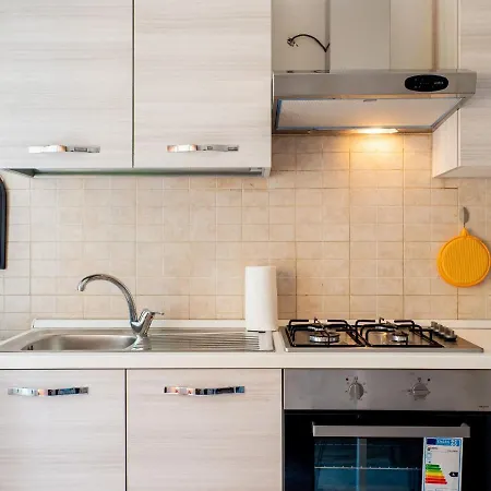 Apartment The Rent - Cozy Near Lambrate Metro Station *