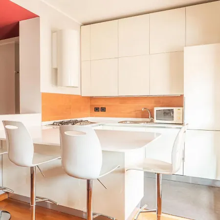 The Rent - Three-bedroom In Acquabella Apartamento