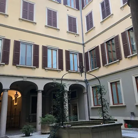 Youhosty - Del Lauro 6 * Milan