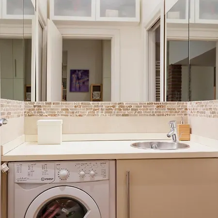 아파트 Upscale Urban Retreat In Porta Venezia 밀라노