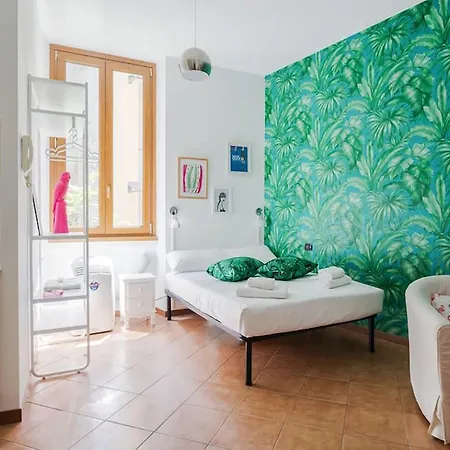 New In Isola Close To Center - Cola Montano Mailand