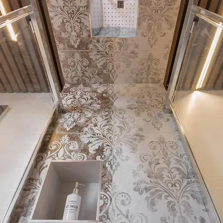 Enjoy Duomo - Flavio Baracchini 9 - 4*