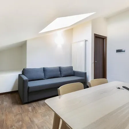 Alessia's Flat - Affori Apartment *
