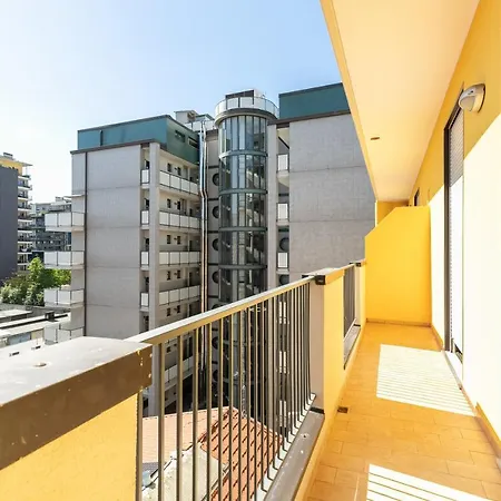 Alessia's Flat - Affori Milan
