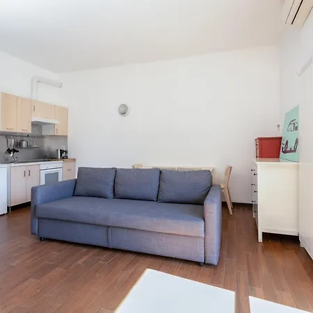 Alessia's Flat - Affori Apartment Milan