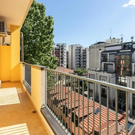 Alessia's Flat - Affori Apartment Milan
