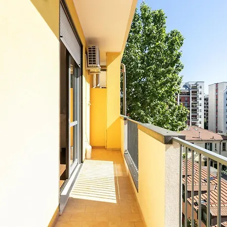 Alessia's Flat - Affori