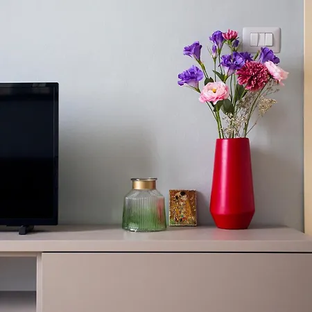 Hostmate - - Via Cantoni - Washington Apartament Mediolan