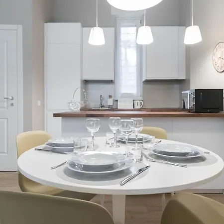 Italianway Easy - Porta Nuova 6 * Milán