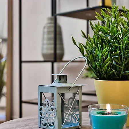 Porta Venezia Charming Studio 아파트 *