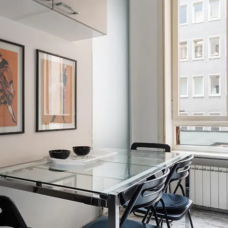 Fashion District - Monte Napoleone Apartamento *