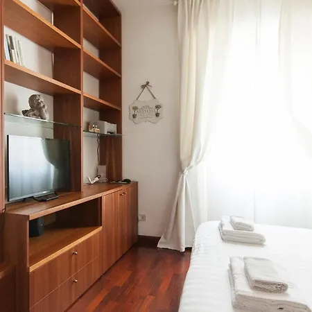 De Angeli Cozy Apartment- Youhosty Lägenhet *