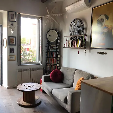 Apartman Lights *