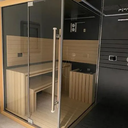 Number House - Number 10 米兰