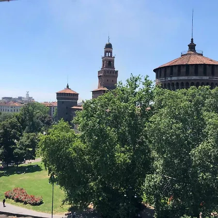 Breathtaking Castle View Youhosty - Quintino Sella * Milan