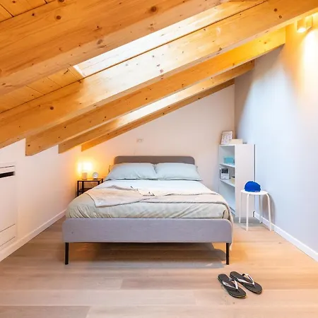 Joivy Contemporary In Historical Giambellino-lorenteggio Apartman Milánó