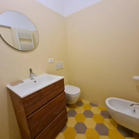 Apartment Cinque Giornate Charme *