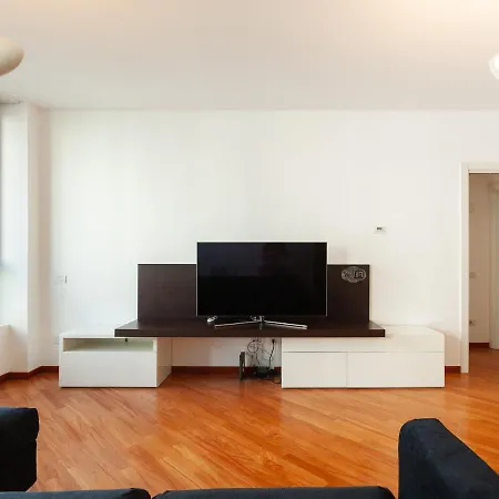 Easyhomes-madonnina View Апартаменты Милан
