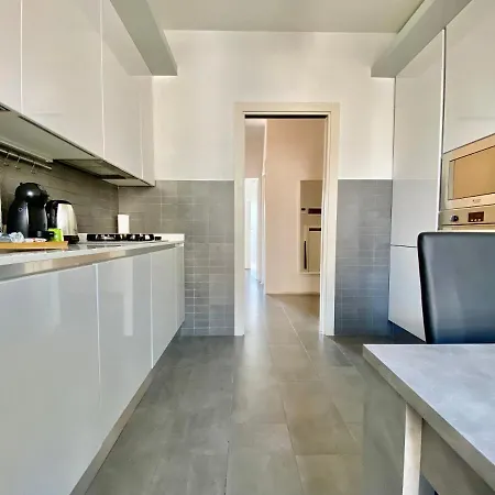 Apartamento Bright 4-bedroom Near San Siro *