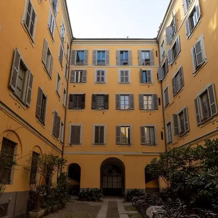 Sunny Apartment