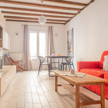 The Rent - Lovely One-bedroom In Porta Venezia Apartment