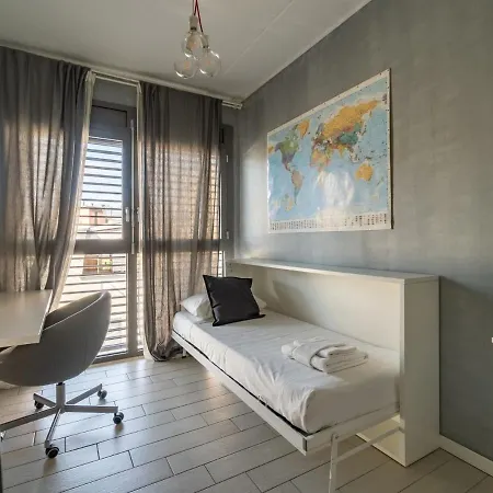 Апартаменты The Rent - Spacious Four-bedroom Close To Forlanini Distrct Милан