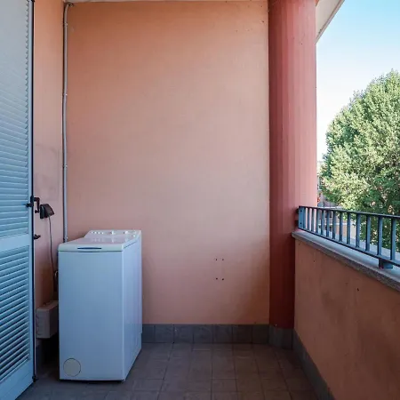 Bright One-bedroom With Terrace In Appartement Milan