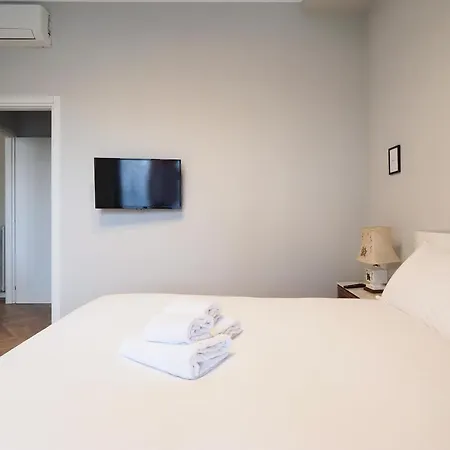 Primopiano - Ferrante Aporti Flats Apartament