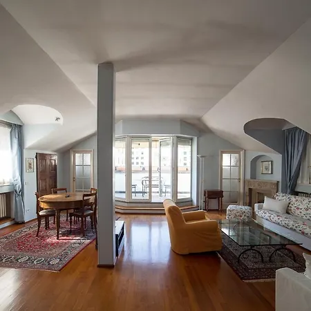 Apartman Duomo 7 *