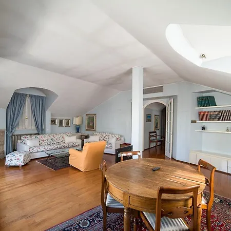 Apartman Duomo 7 *
