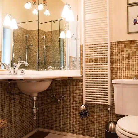 Sophisticated Near Duomo * Mediolan