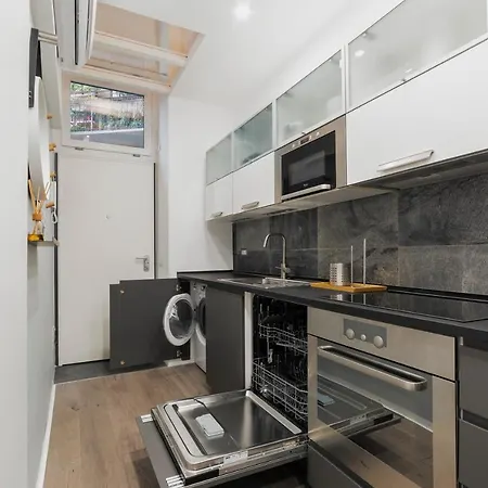 La Pampa New & Fully Refurbished Apt * Milan