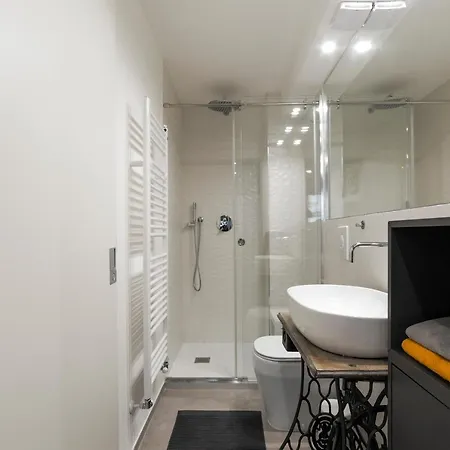 La Pampa New & Fully Refurbished Apt Apartment *