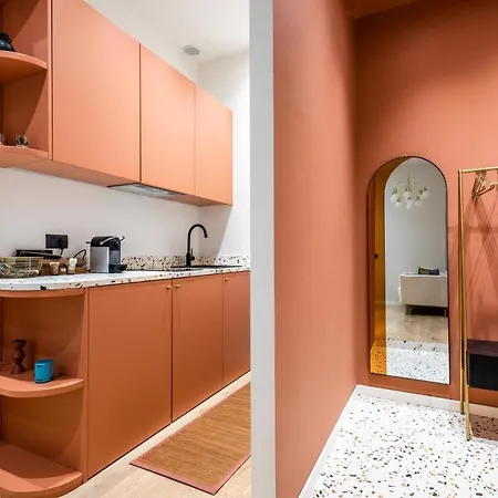 Easylife - - Borgonuovo 4d - Centro Storico Apartmán *