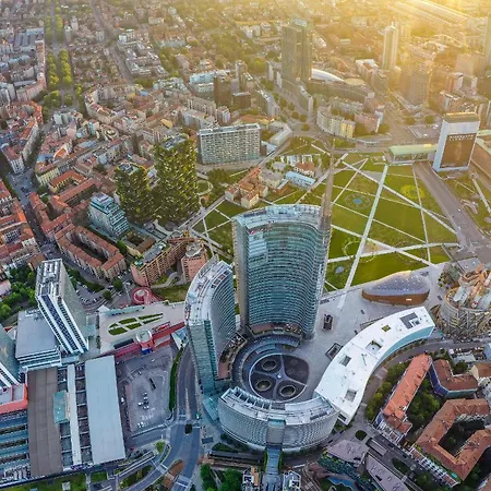 Design Loft Walking Distance Brera-duomo With Wifi+netflix Appartamento Milano