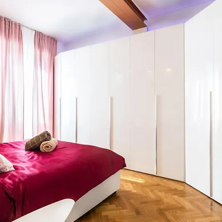 Porta Venezia New Apart Milano Center Apartamento *