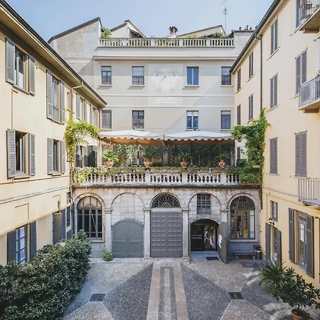 Cavoli A Merenda Suites * Milán