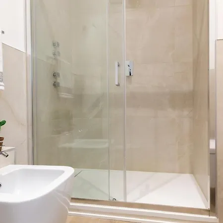 Gioia Short * 밀라노