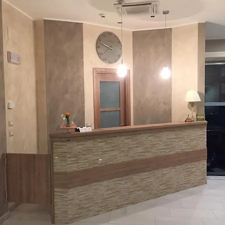 Hotel Montecarlo Milán