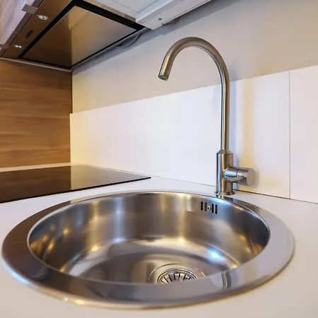 Contempora - Crocetta - Tosca Μιλάνο