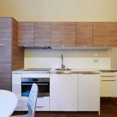 Contempora - Crocetta - Tosca * Μιλάνο