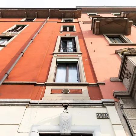 Apartament Bicocca - 2 Bedrooms Mediolan