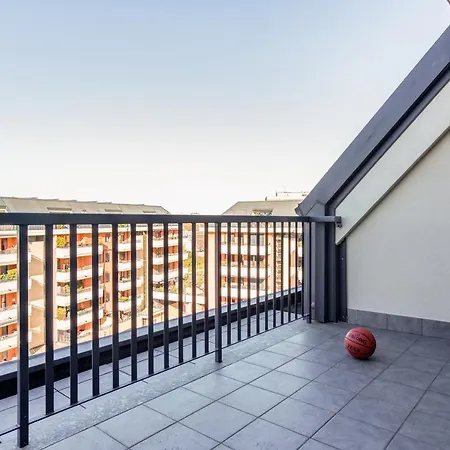 Modern With Terrace, Wifi & Ac